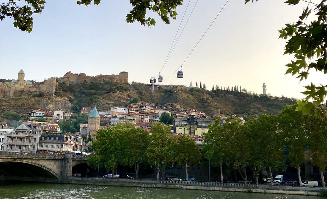 georgien-konto-eroeffnen-1536x934