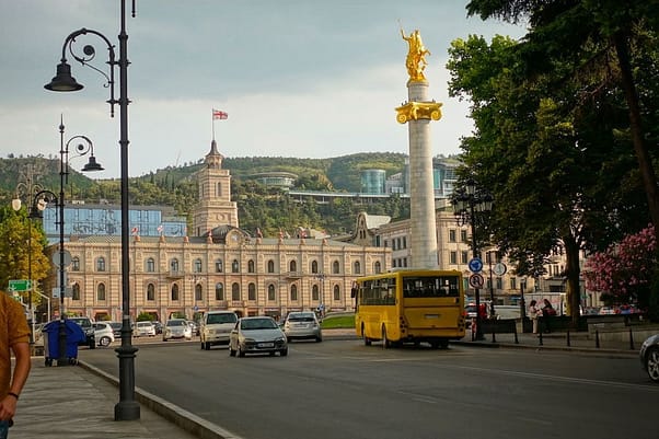 georgien-hauptstadt-tiflis-freedom-square-1024x683